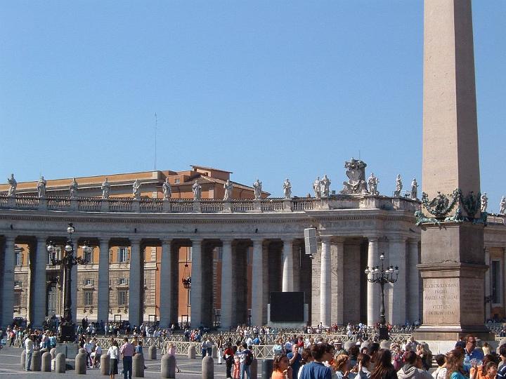 Vatican-Inside the Square.JPG